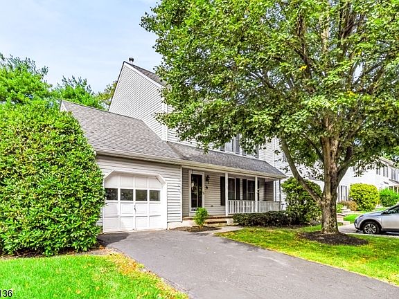 2nd image of 48 Kingswood Rd