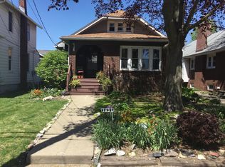 1621 7th St, Peru, IL 61354