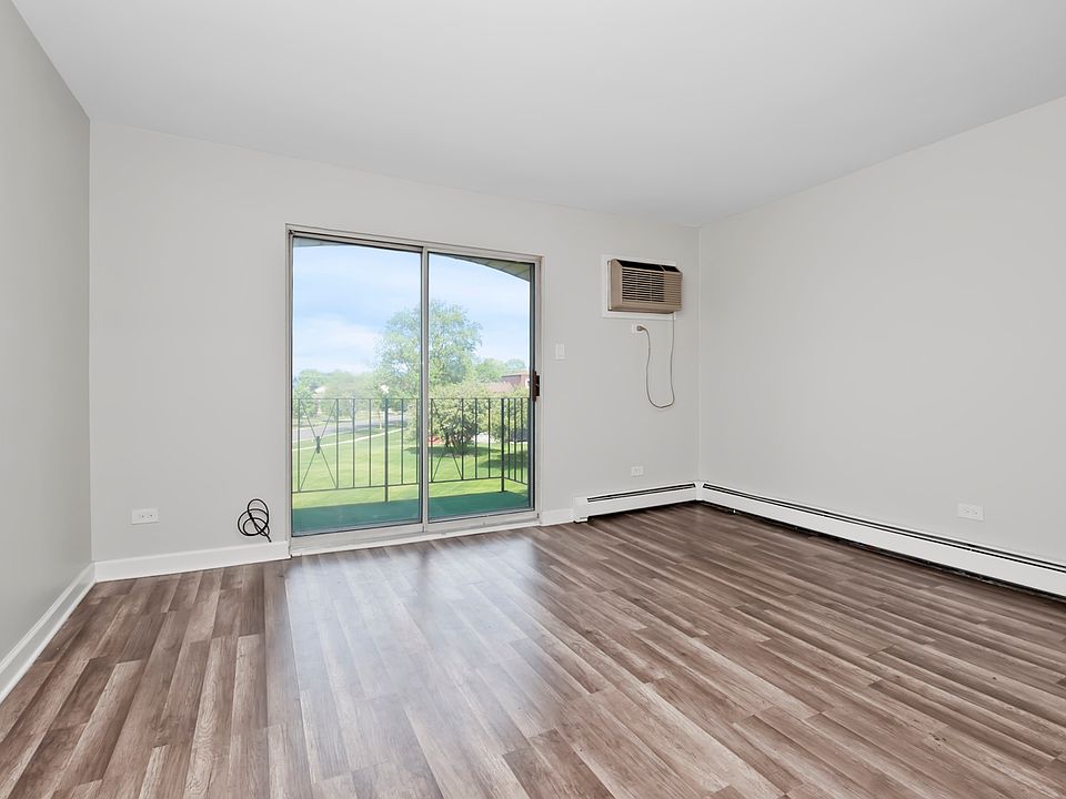 17963 Huntleigh Ct Country Club Hills, IL, 60478 Apartments for Rent