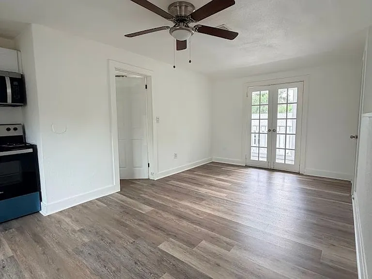 302.5 S 12th St #4 — Photo 10