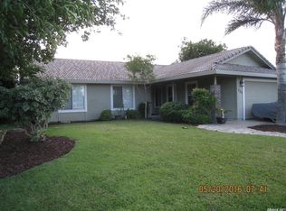 438 Oakwood Dr, Los Banos, CA 93635