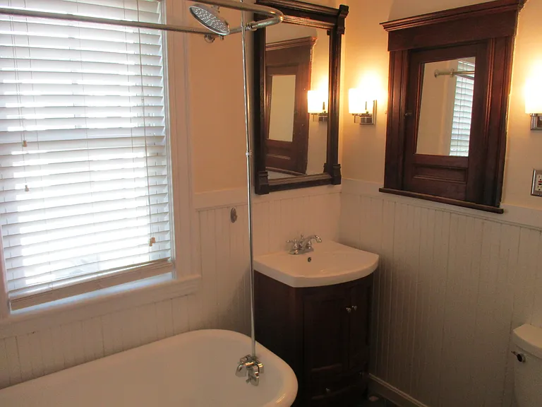 25 Harrington St #1 — Photo 4