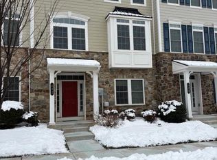 602 Cliff Ln, Malvern, PA 19355