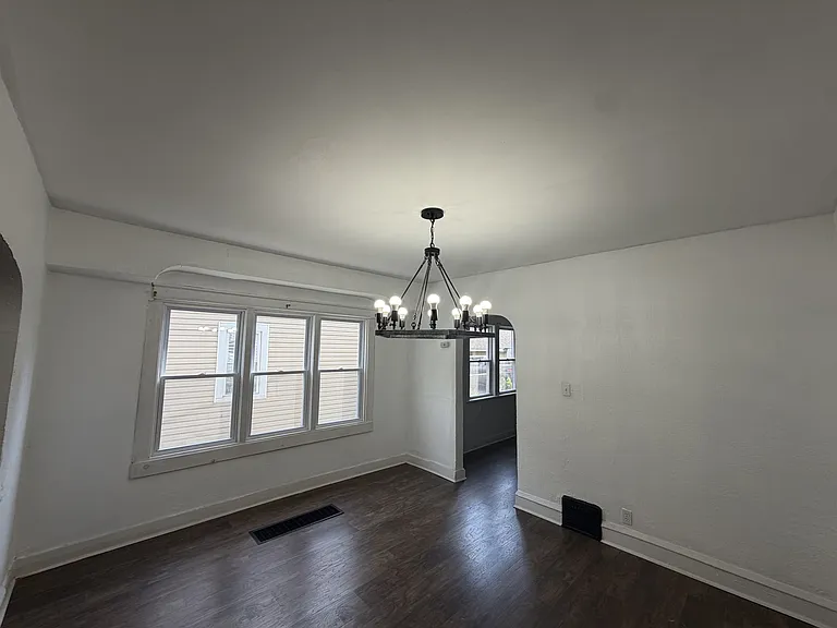 4126 E 143rd St — Photo 18