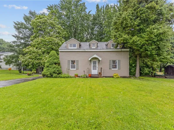 6633 Collamer Rd, East Syracuse, NY 13057