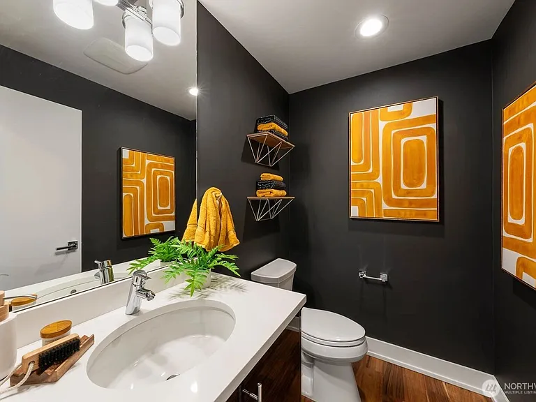 315 W Galer St #102 — Photo 14