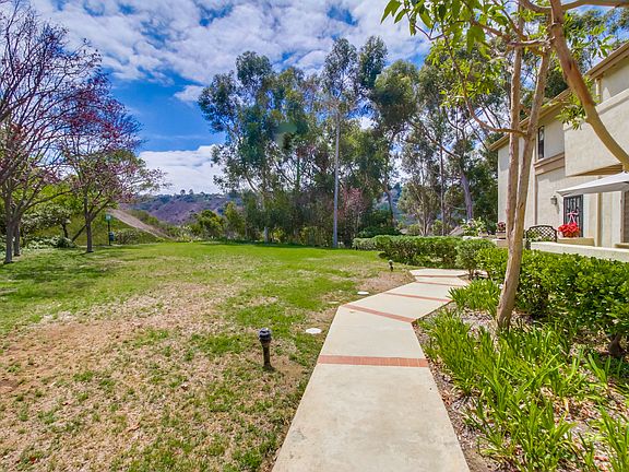 3rd image of 2727 Ariane Dr Unit 167