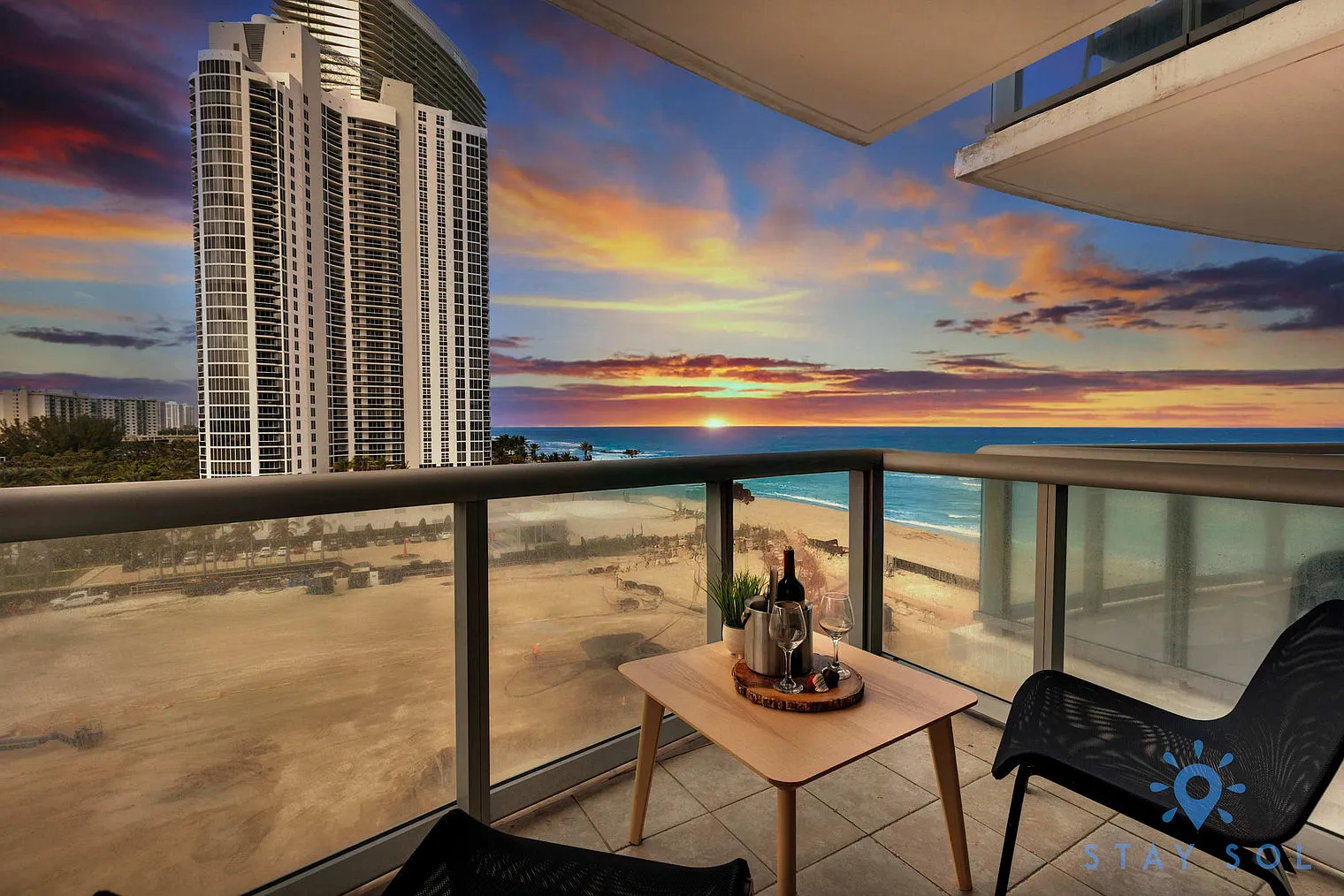 1 bed, 1.0 bath, 699 sqft, $3,228 — Photo 4