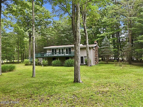 2nd image of 128 Cherry Point Cir
