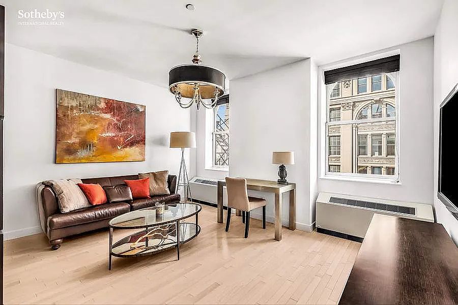 1st image of 650 6th Ave APT 6C