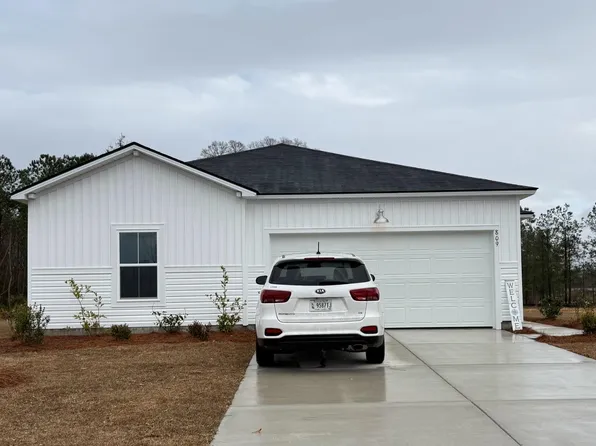 809 Western Rail Way, Loris, SC 29569
