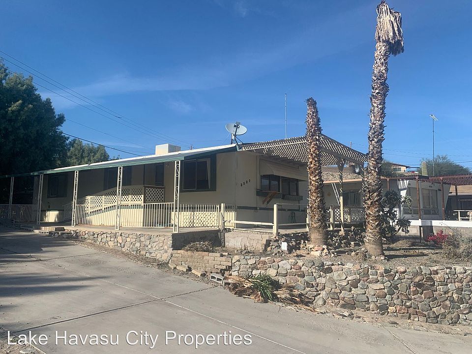 1st image of 3527 Tourmaline St