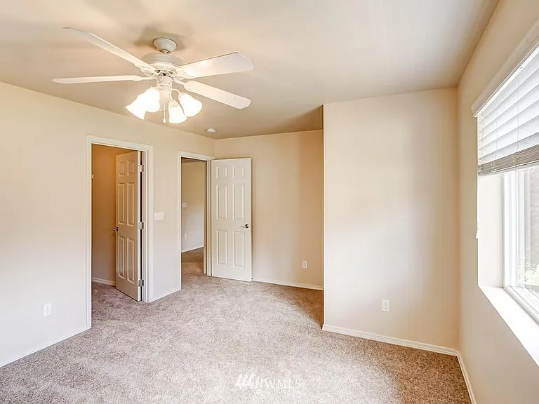 8819 230th Way NE — Photo 18