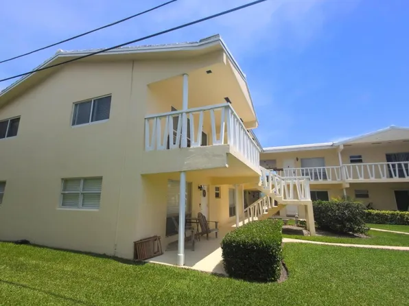 2755 NE 28th Avenue #F1, Lighthouse Point, FL 33064