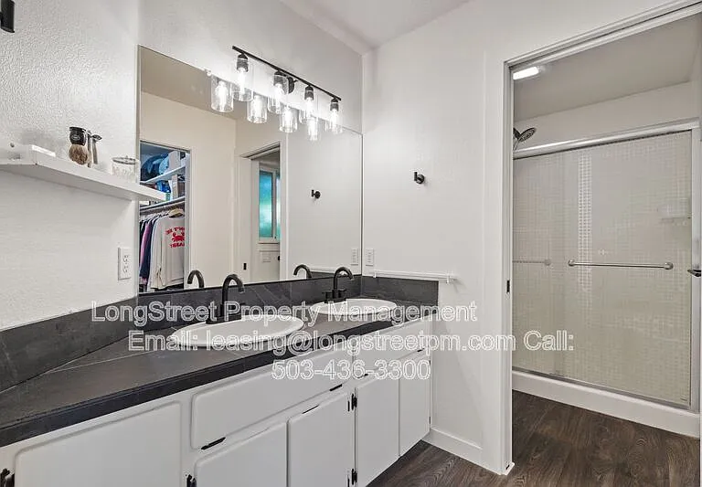 3144 NE 2nd Ct — Photo 33