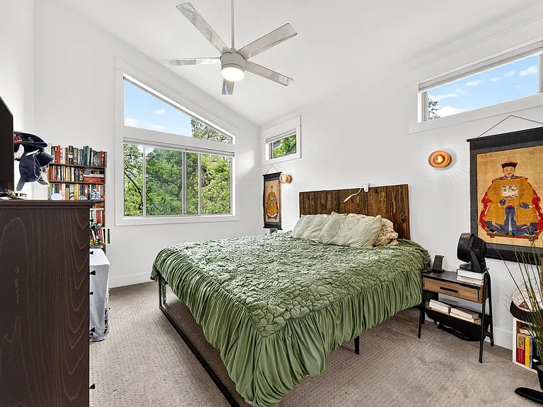 2601 Willow St #B — Photo 34