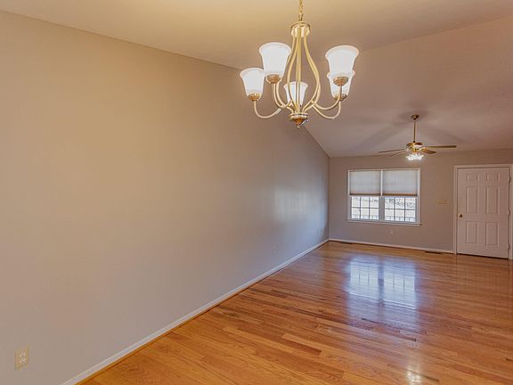 4th image of 237 Denny Ln