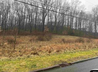 B 8r Meadowland Dr, Morgantown, WV 26505