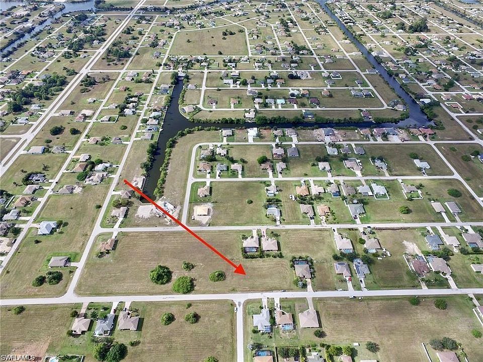 1st image of 200 NW 24th Pl