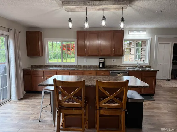 N9896 River St, Ramsay, MI 49959