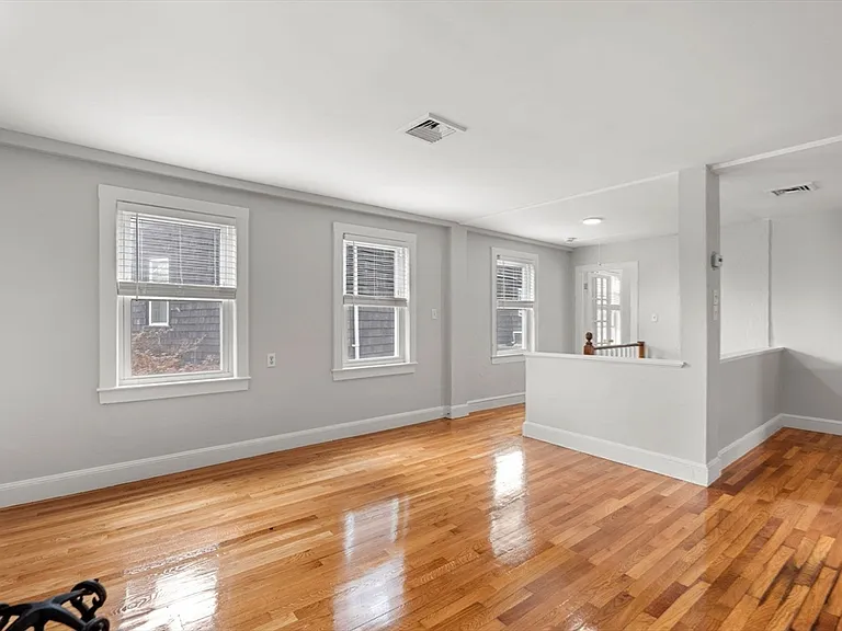 6 Blaney St #2 — Photo 16