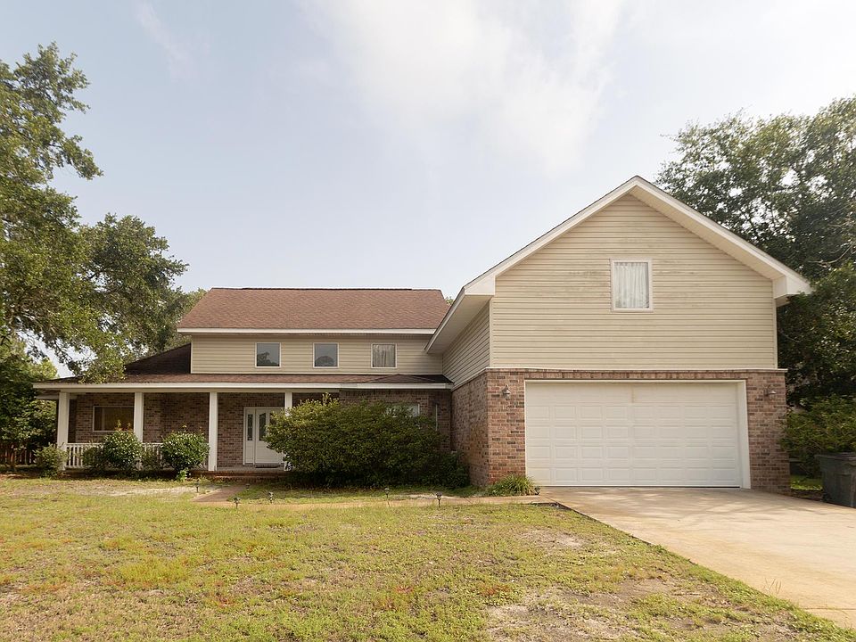 1st image of 15 Bayou Breeze Ct