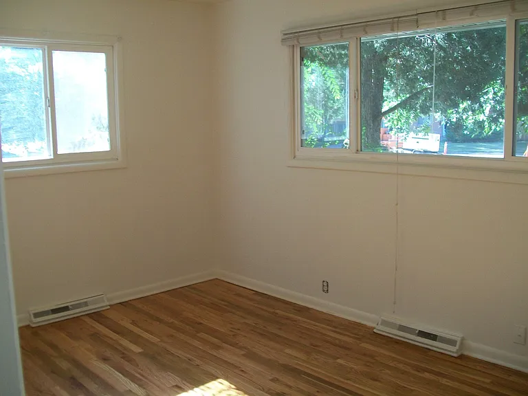 1912 W Elizabeth St — Photo 6