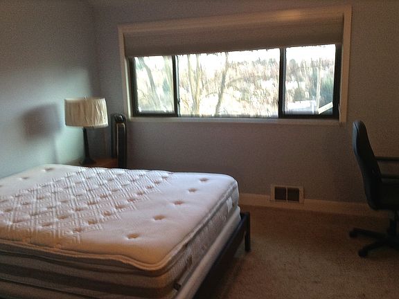 Master bedroom with queen bed