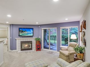 5000 NW Village Park Dr APT D121, Issaquah, WA