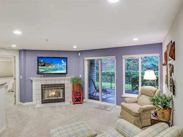 5000 NW Village Park Drive #D121, Issaquah, WA 98027