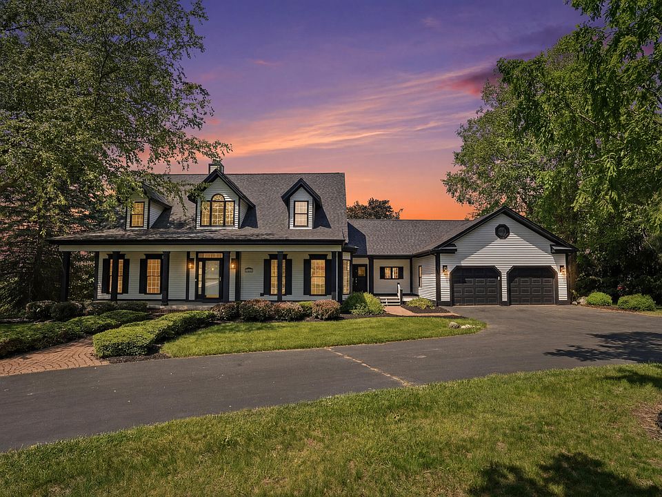 1st image of 9835 Oak Pointe Ln