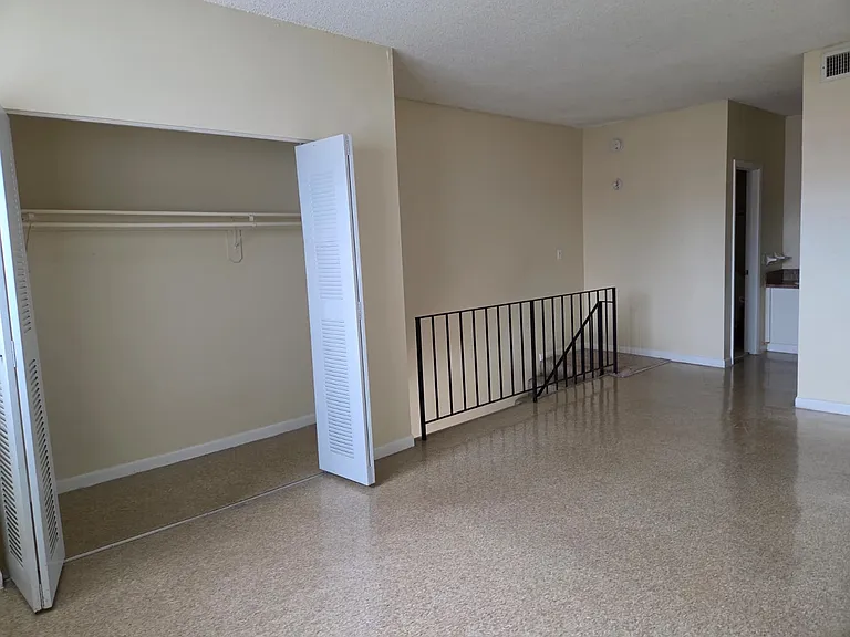 1250 Westland Apartments — Photo 25