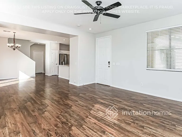3771 E Santa Fe Ln — Photo 4