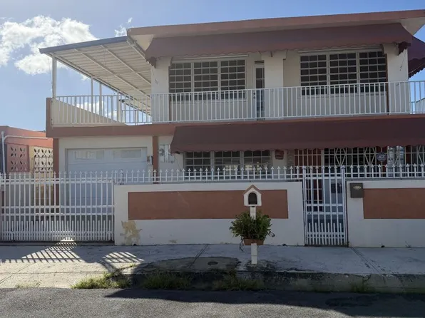Calle 125 Bt #25, Carolina, PR 00983