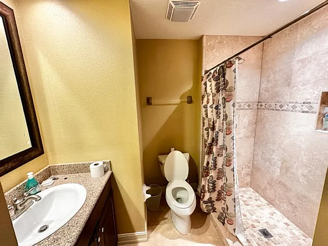 4232 Messina Dr — Photo 22