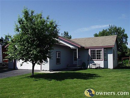Front view of house and yard