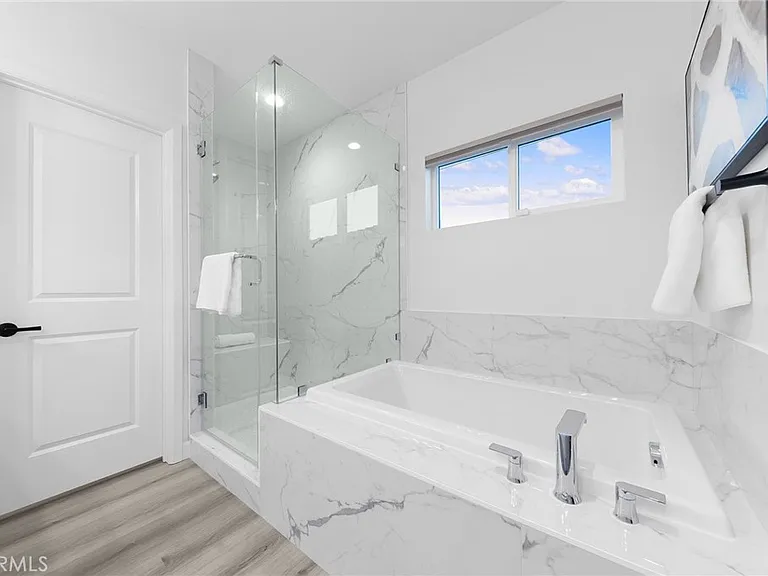 1359 Point Loma Pl — Photo 46