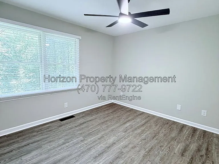 4030 Hidden Hollow Dr #A — Photo 17