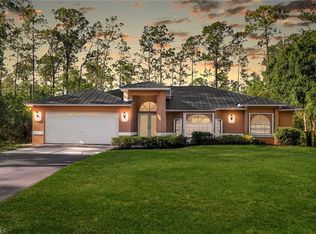 4280 6th Ave NE, Naples, FL 34120