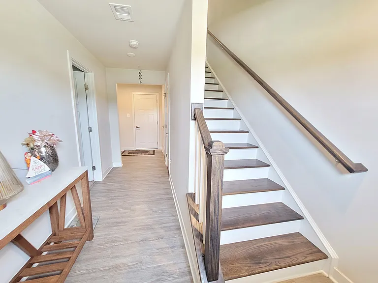 3523 Stone Barn Dr — Photo 2