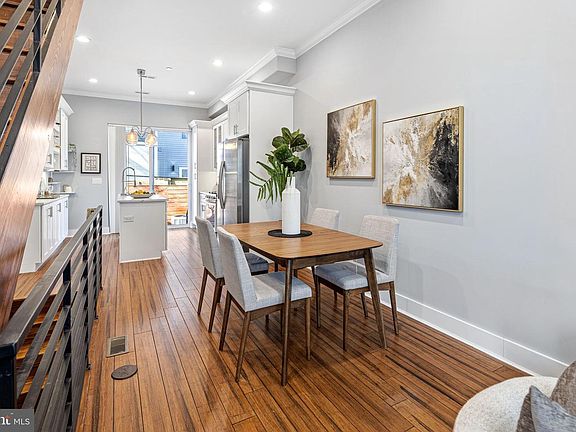 5th image of 2329 Gerritt St