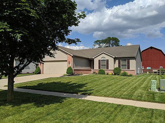 3rd image of 9042 Village Meadows Dr