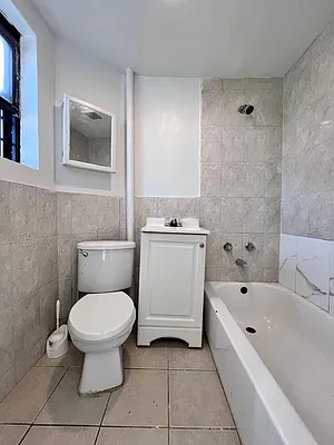 Rented by Friedman Mayer, LREB | media 18