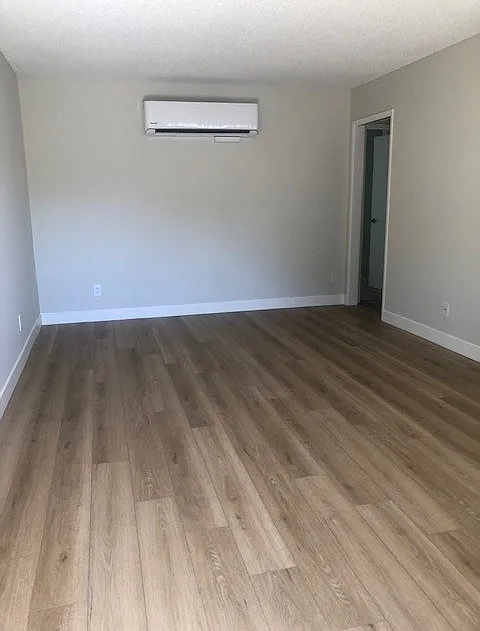 Ponderosa Apartments — Photo 3