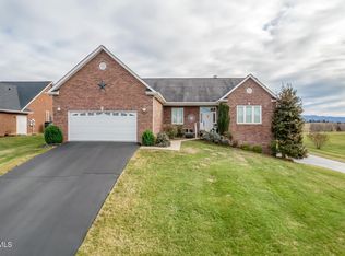 229 Country Meadows Cir, Bristol, TN 37620