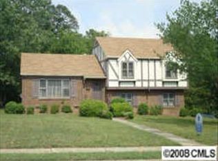 1134 Castlegate St, Gastonia, NC 28054