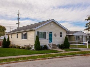 515 W 12th St, Mishawaka, IN 46544