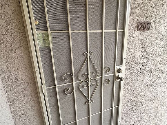 2nd image of 904 Domnus Ln APT 201