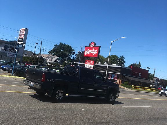 3rd image of 2518 Broadway