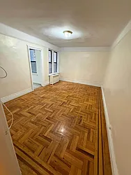 40-18 Hampton Street